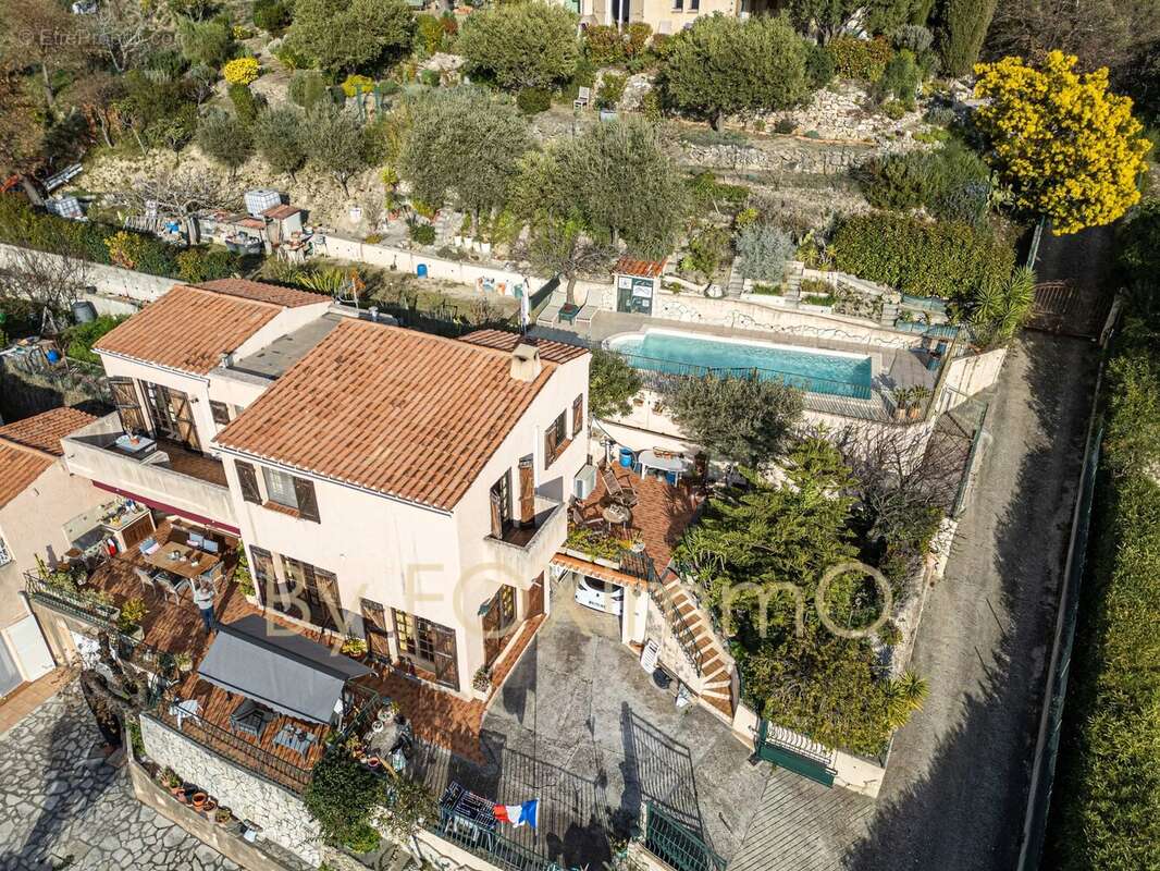 Maison à CAGNES-SUR-MER
