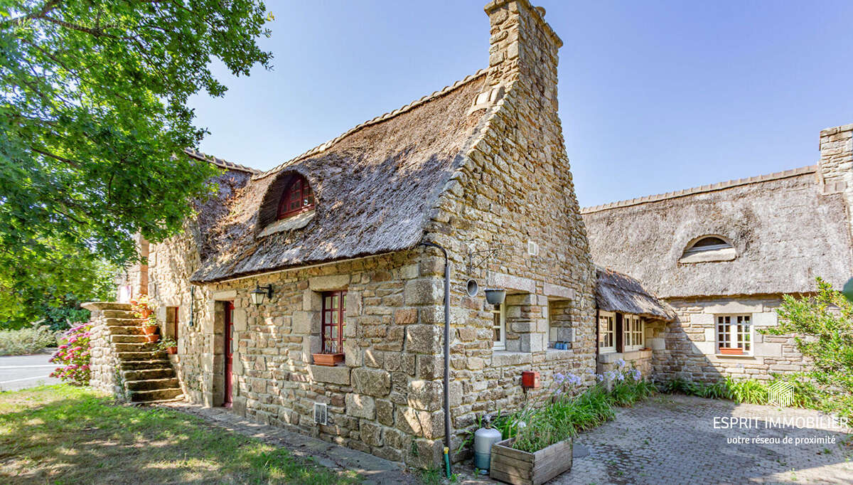 Maison à RIEC-SUR-BELON