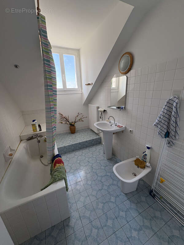 Maison à CHATELLERAULT