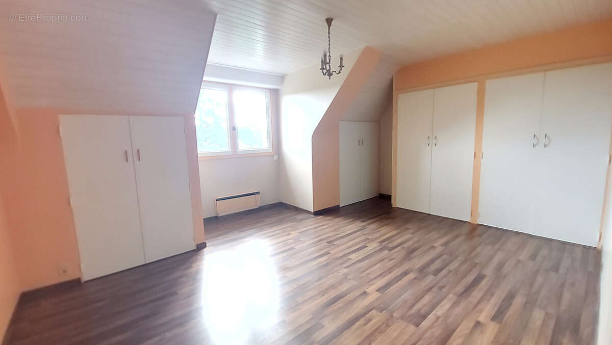 Maison à ROCHEFORT-EN-TERRE