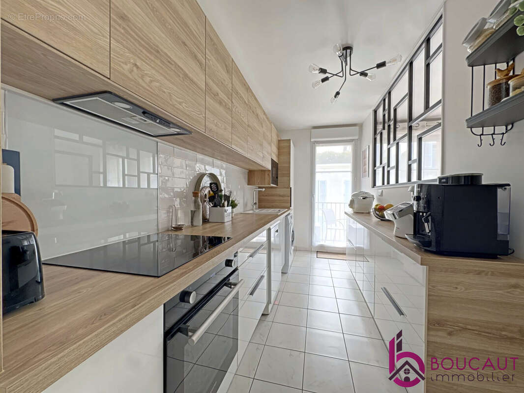 Appartement à LE PLESSIS-ROBINSON