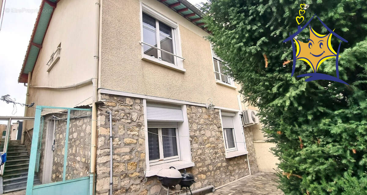 Maison à VIRY-CHATILLON