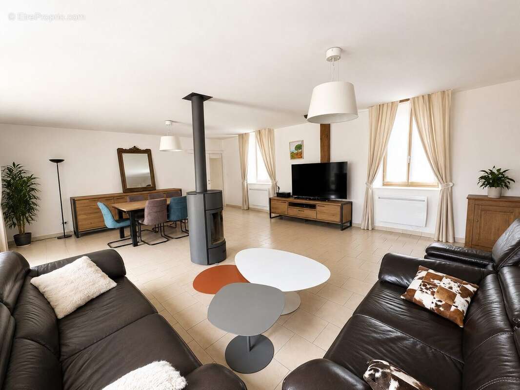 Maison à MARIGNY-LE-CHATEL