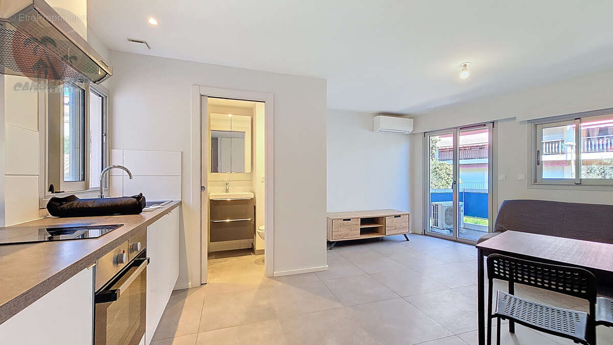 Appartement à LE CANNET