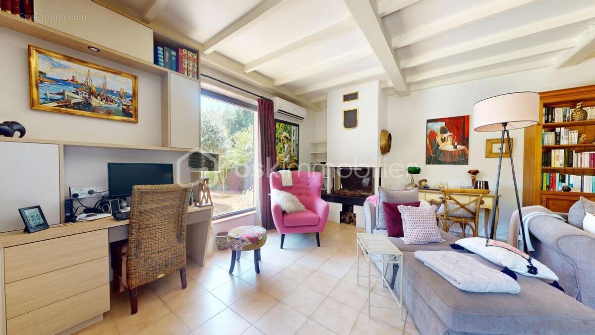 Villa de plain-pied avec piscine - photo 16