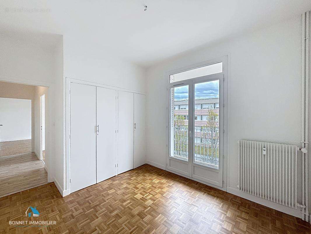 Appartement à COURNON-D'AUVERGNE