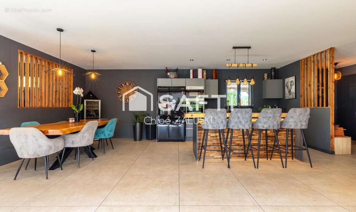 Photo 4 - Maison à PUGET-SUR-ARGENS