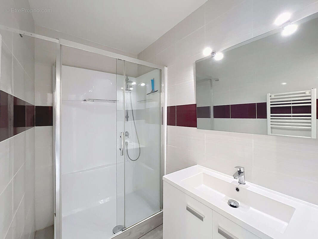 Appartement à BOURGOIN-JALLIEU