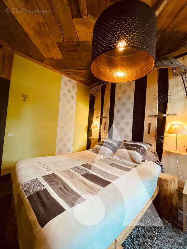 Maison à ROCHEFORT-SUR-NENON