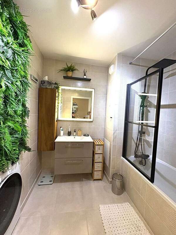 Appartement à NANTERRE