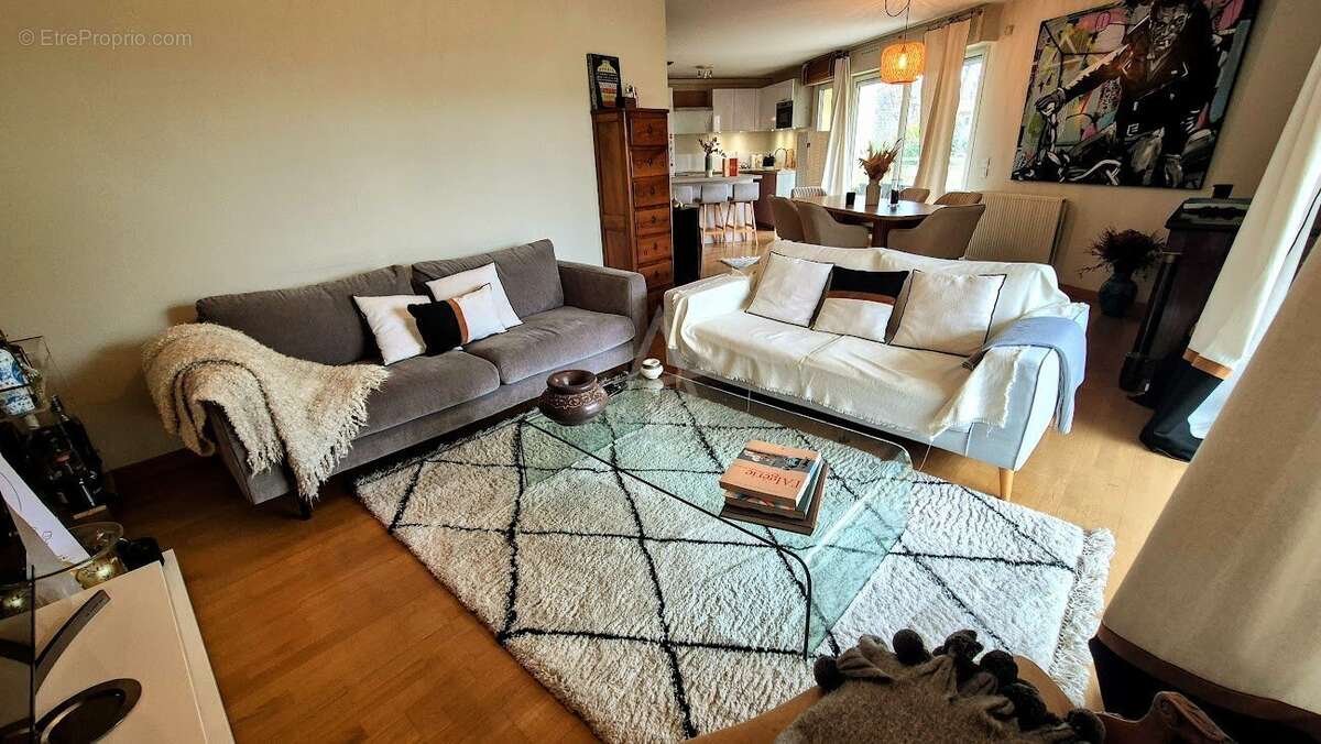 Bordeaux SAINT SEURIN Bel Appartement de standing vue sur jardins 3 chambres - photo 18