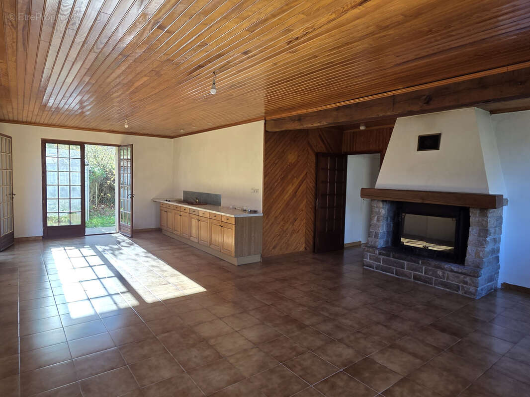 Maison à TARASCON-SUR-ARIEGE