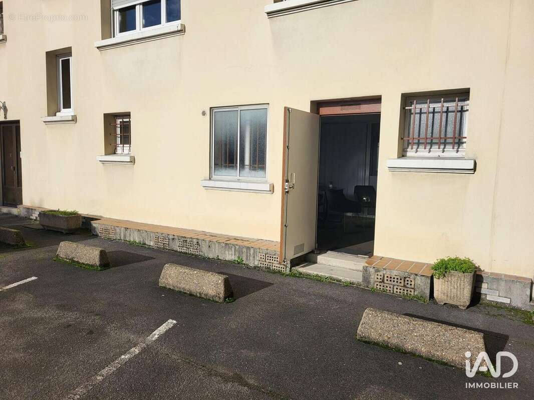 Photo 7 - Commerce à ARNOUVILLE-LES-GONESSE