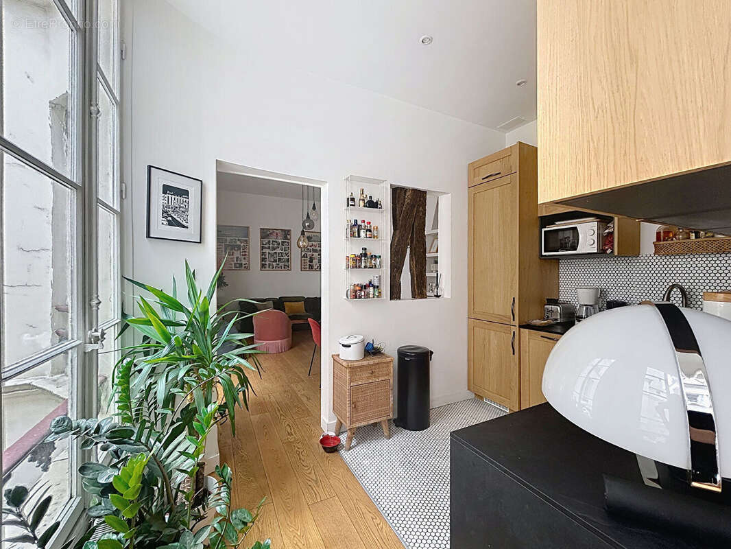 Appartement à PARIS-3E