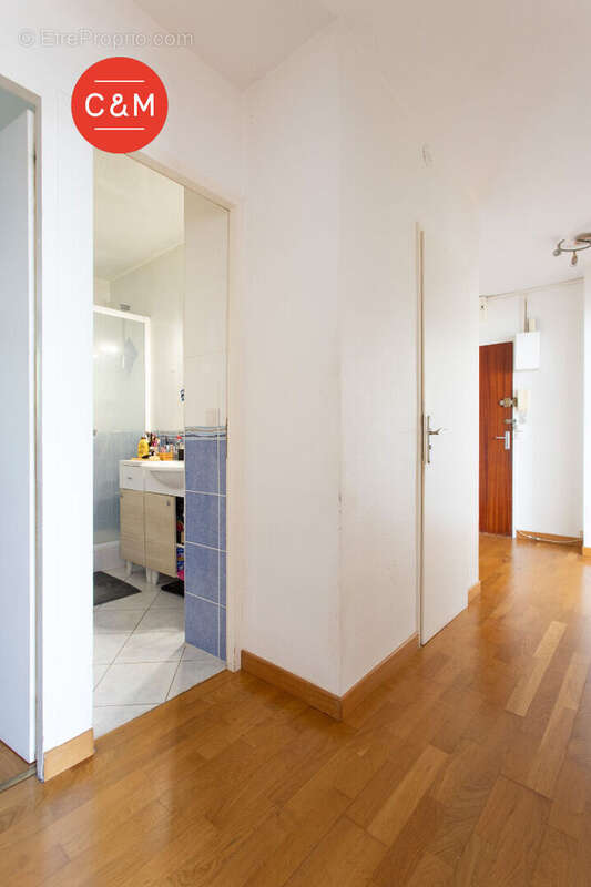 Appartement à REZE