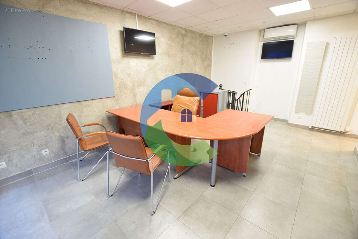 Commerce à EPINAY-SUR-ORGE