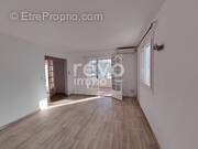 Maison à LA BAUME-DE-TRANSIT