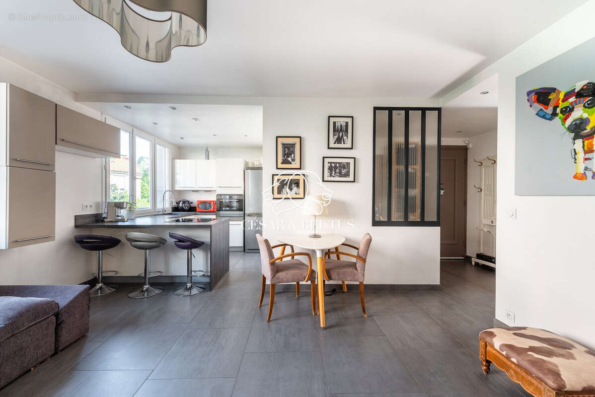 Appartement à LYON-4E