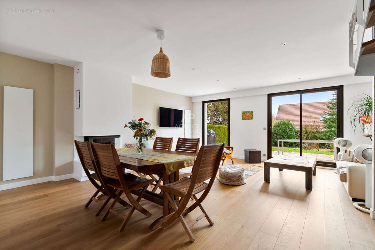 Maison à SAINT-GERMAIN-EN-LAYE