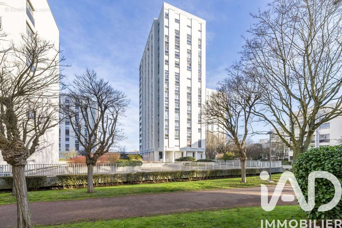 Photo 3 - Appartement à CHEVILLY-LARUE