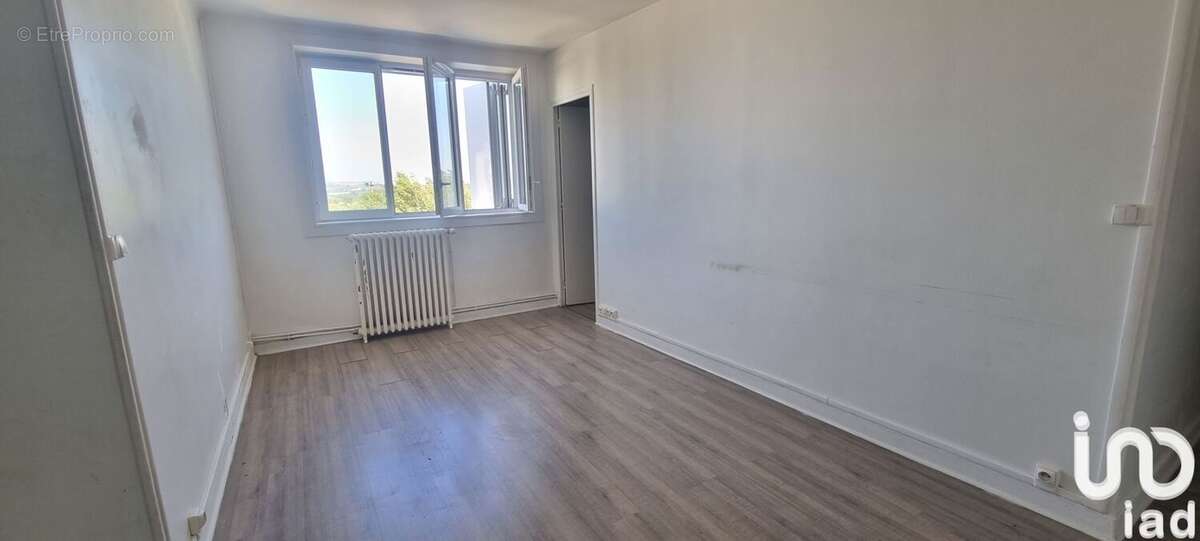 Photo 3 - Appartement à VILLIERS-LE-BEL