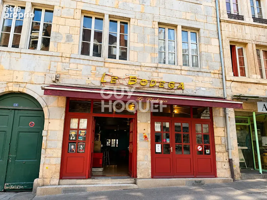 Local commercial - besançon centre-ville - quartier la madeleine - 79 m² - photo 6