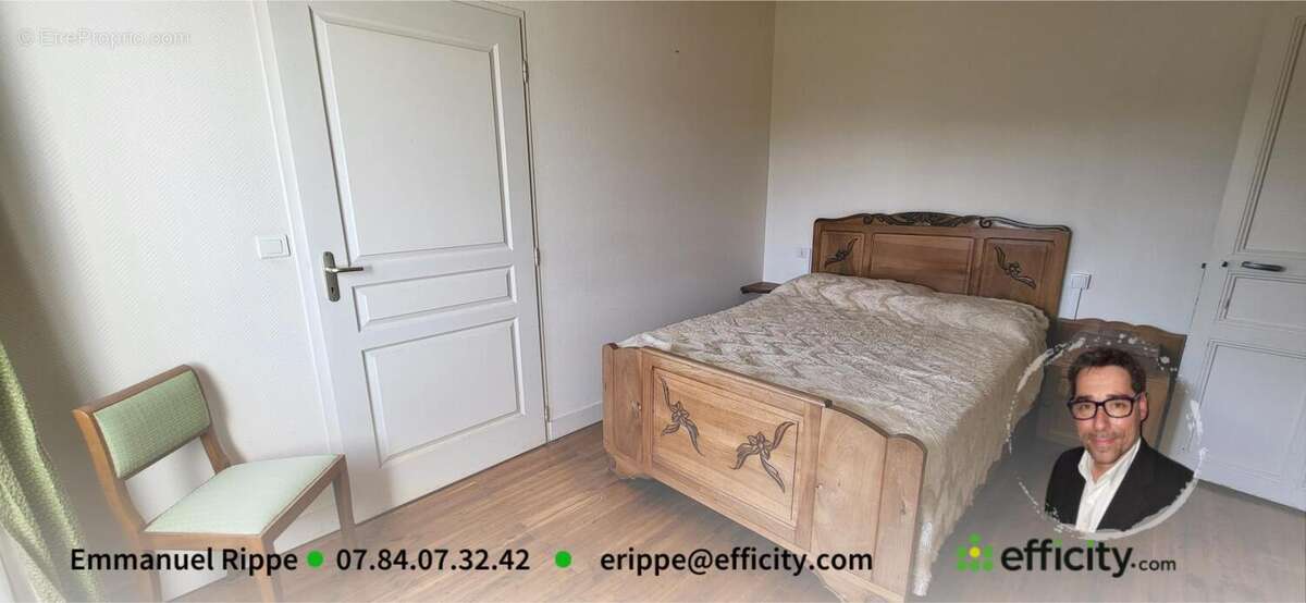 Maison à SAINT-GENIS-D'HIERSAC