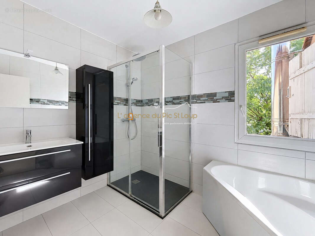 Maison 101 m² à Saint-Gely-Du-Fesc  - photo 5