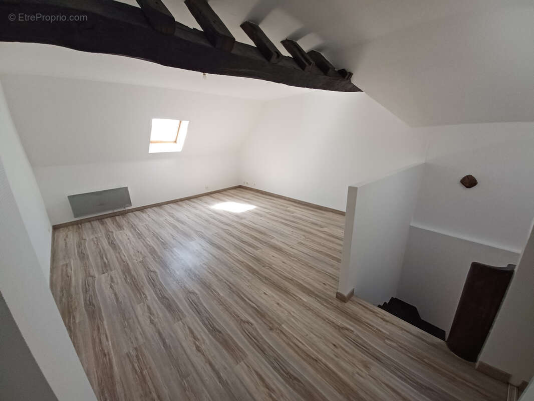Appartement à LA CHARITE-SUR-LOIRE
