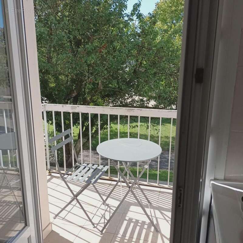 Photo 2 - Appartement à OYONNAX