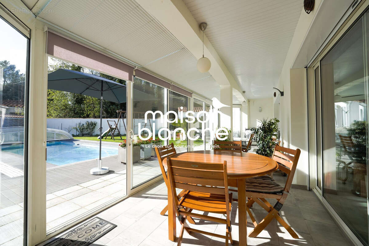 Maison à SAINT-VINCENT-SUR-JARD