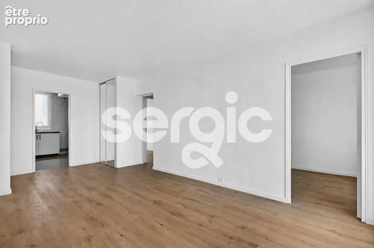 Appartement familiale Vitry Sur Seine 80 m2 au pied du futur métro 15 - photo 2