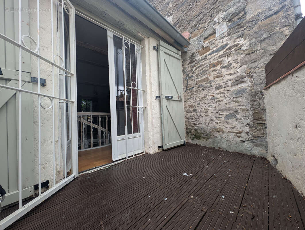 Maison à LA LIVINIERE