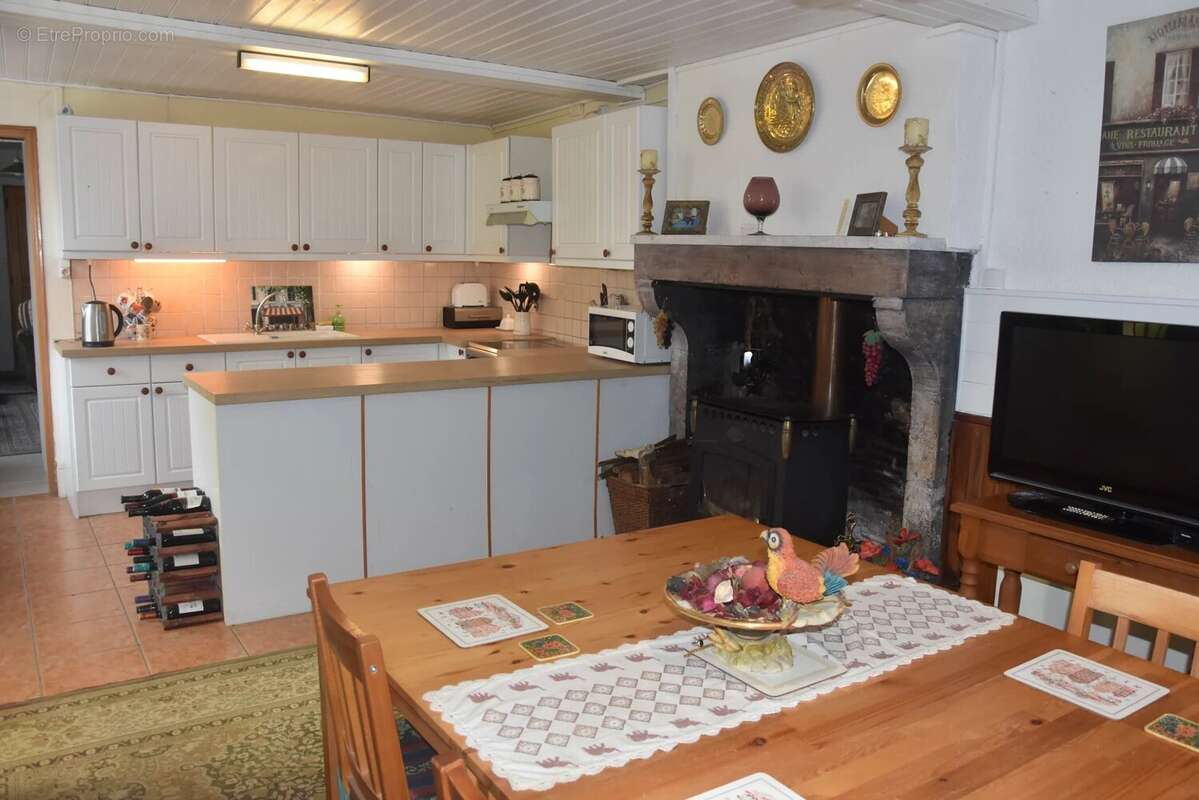 Maison de village confortable, pleine de charme et de caractère - photo 3