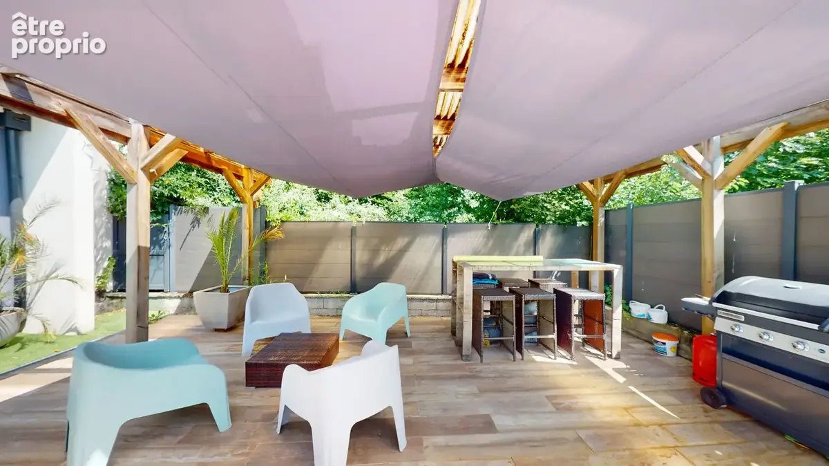 Villa contemporaine de 125 m² avec piscine / Jarrie - photo 13