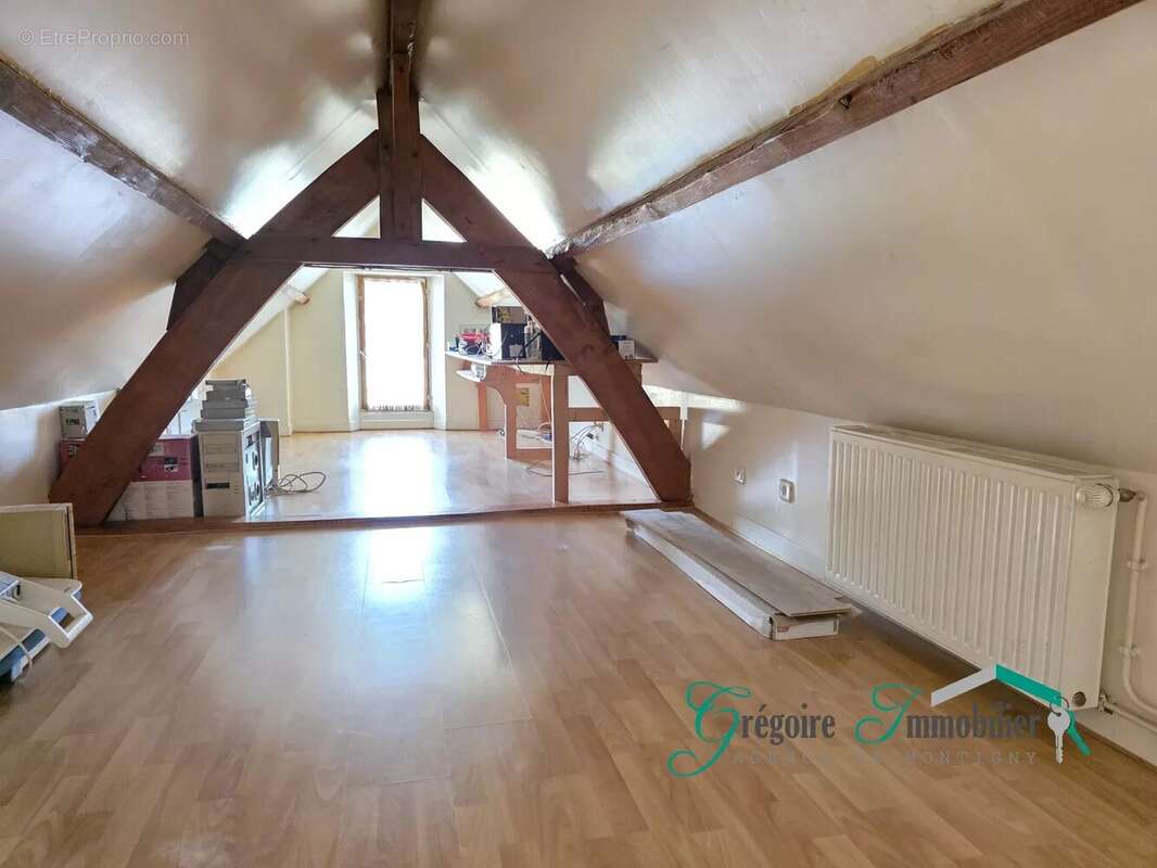 Maison à MONTIGNY-SUR-LOING