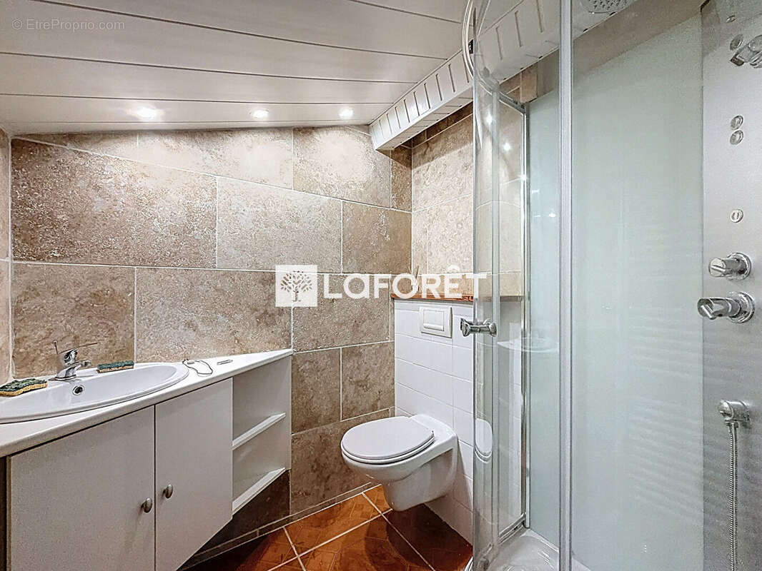 Maison à vendre Illiat 10 pièce(s) 203.10 m2 - photo 14