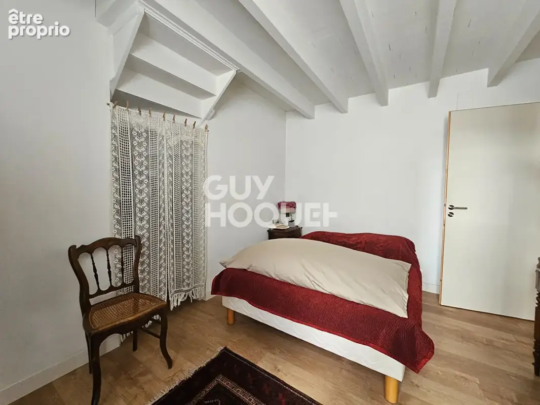 Rare à la Vente : Maison de Ville Atypique ,Charme, Calme et Garage de 115 m² - photo 12