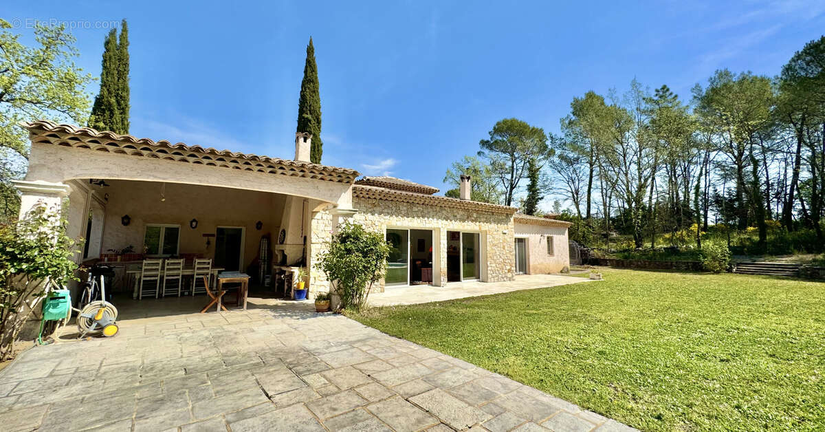 Maison à FAYENCE
