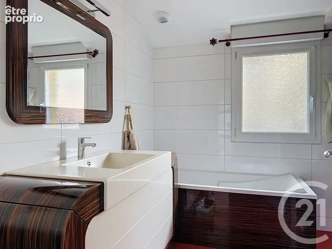 Maison 6 pièces 179 m² à vendre à Thaon-Les-Vosges (88150) - photo 10