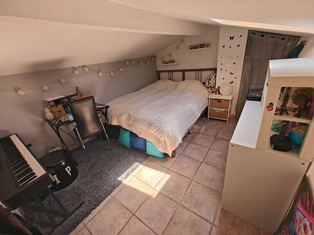 Maison à LA VALETTE-DU-VAR