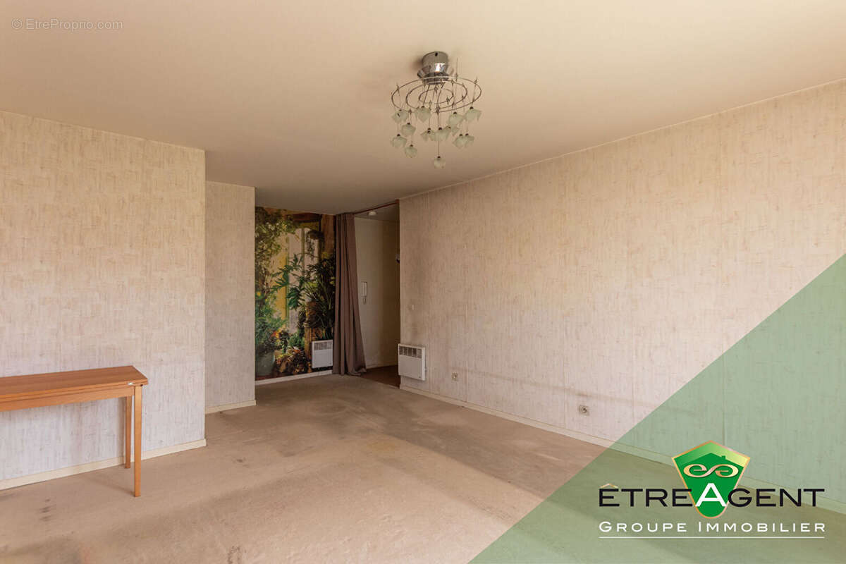Appartement à VERNEUIL-SUR-SEINE