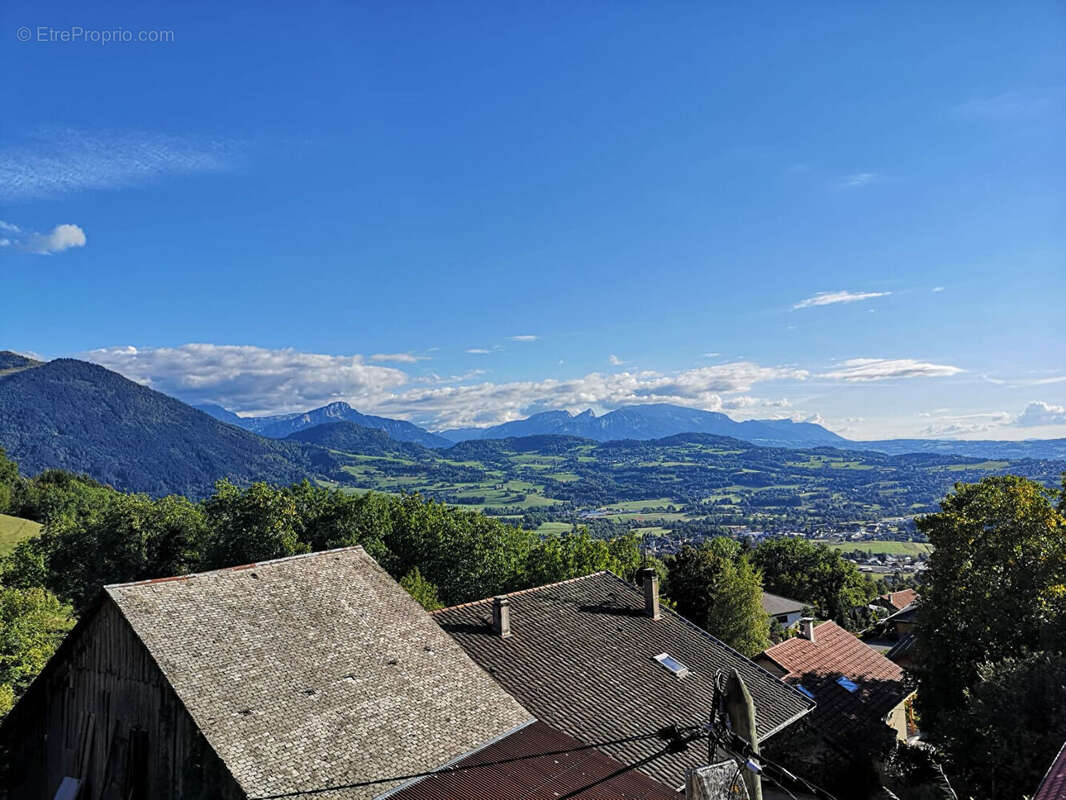 Maison à VIUZ-EN-SALLAZ