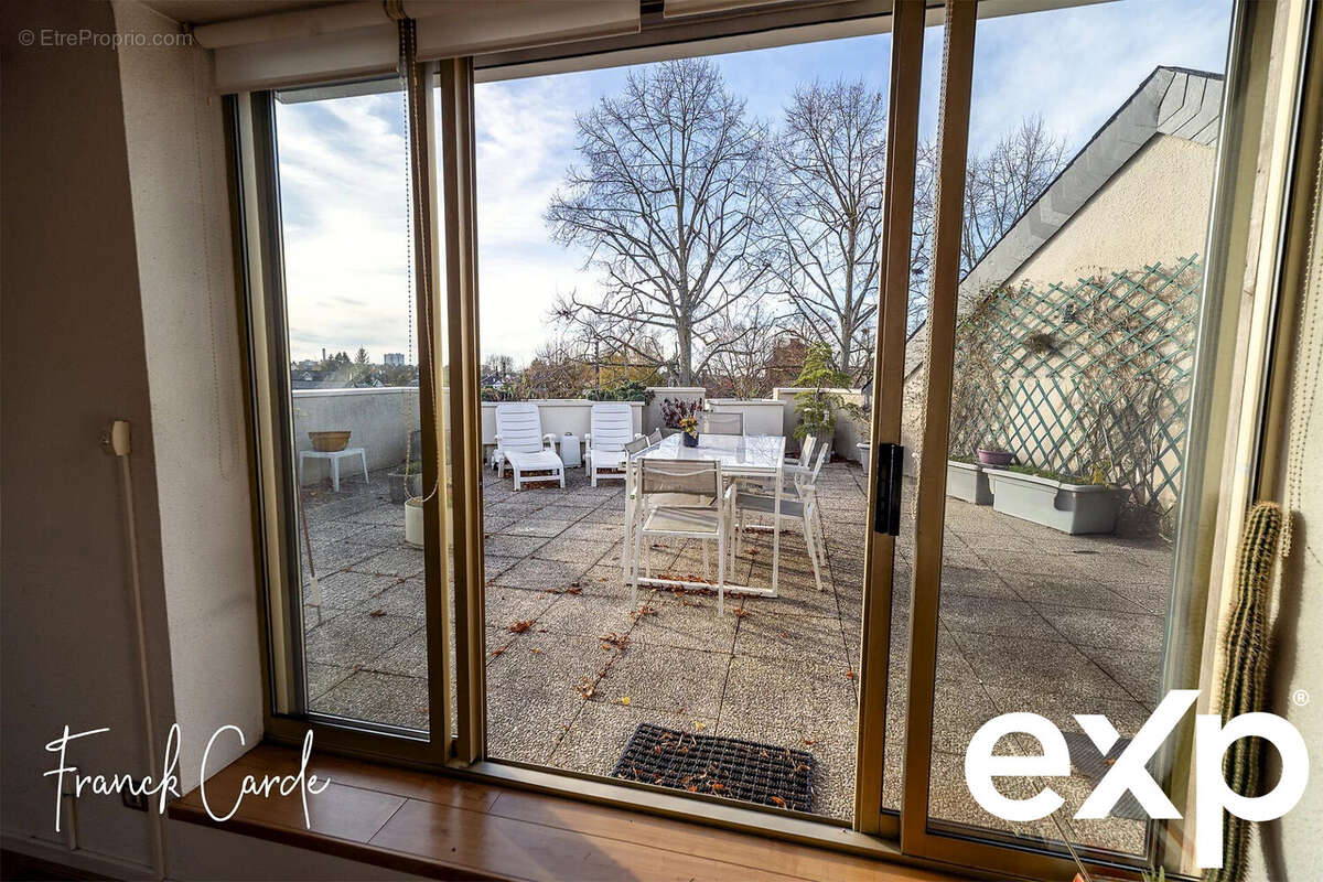 Appartement à MONT-SAINT-AIGNAN