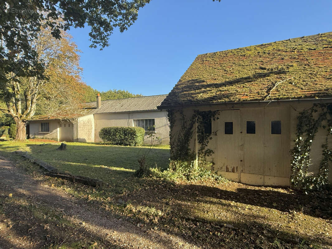 Maison à CHAUMONT-SUR-LOIRE