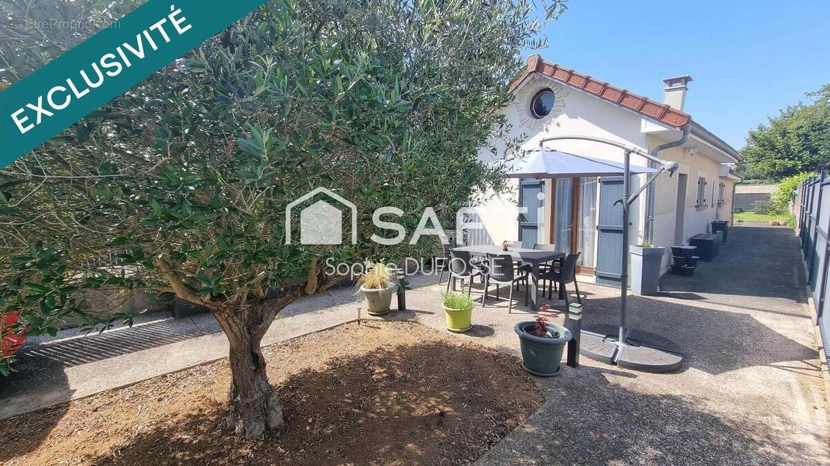 Photo 1 - Maison à LE MEE-SUR-SEINE