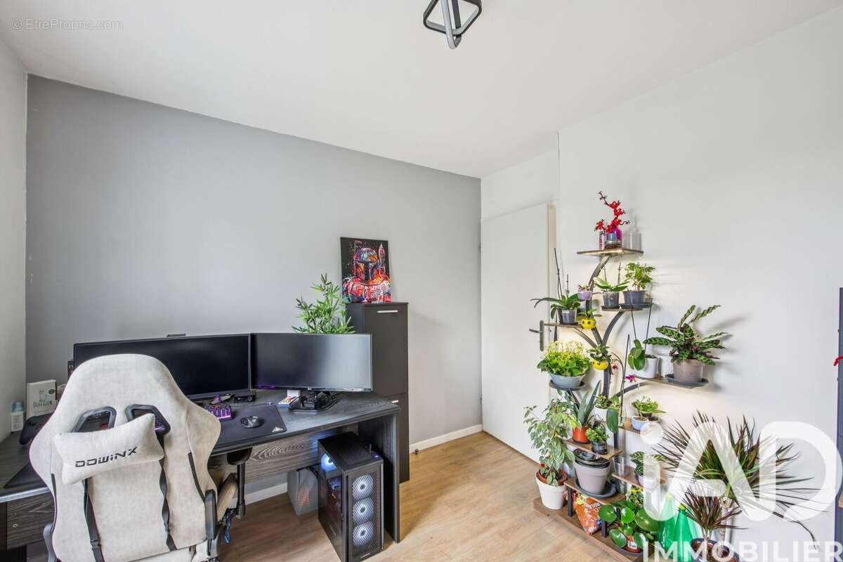 Photo 8 - Appartement à ELANCOURT