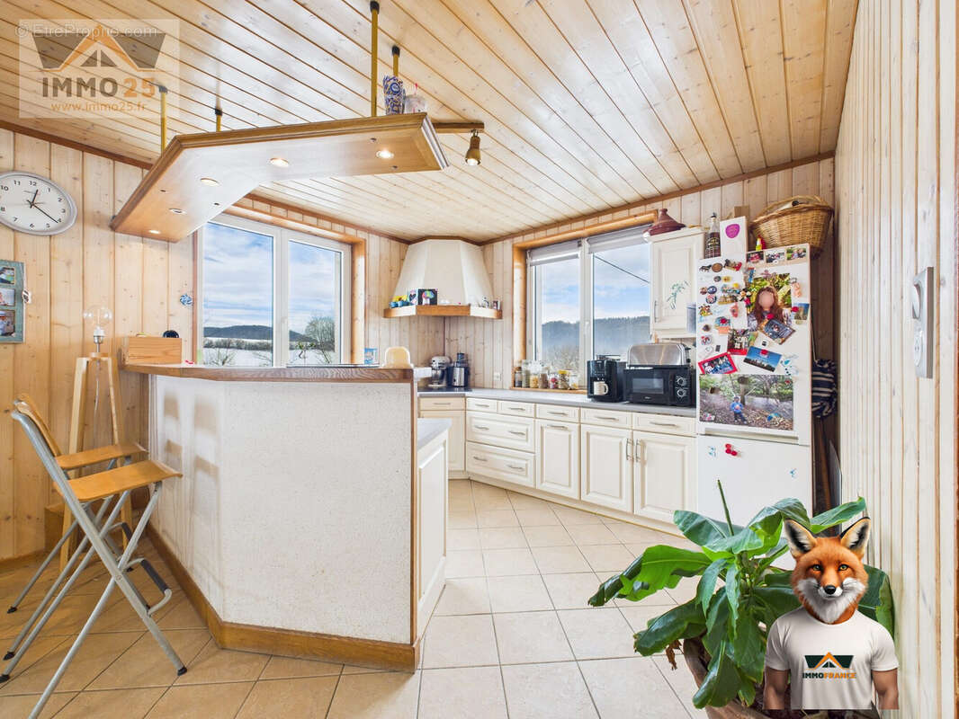 Appartement à MONTLEBON