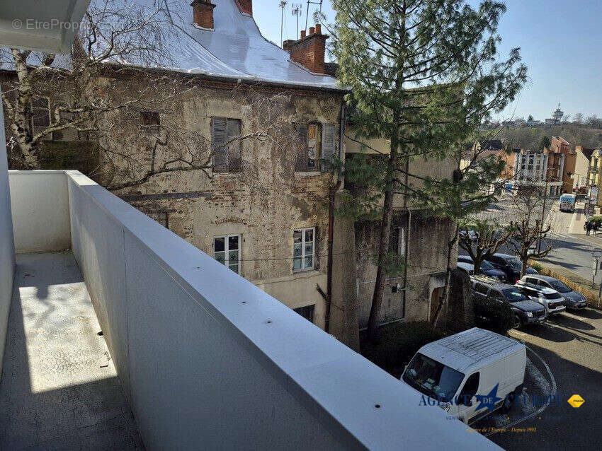 Appartement 67 m² à Cusset  - photo 2
