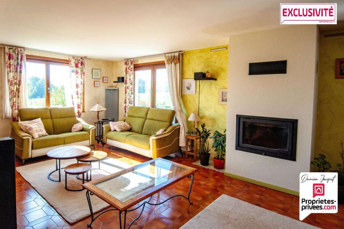 Roches Les Blamont - Maison Familiale 7 Pieces, 5 grandes Chambres - 168 m² Terrain 1695 m² - photo 7